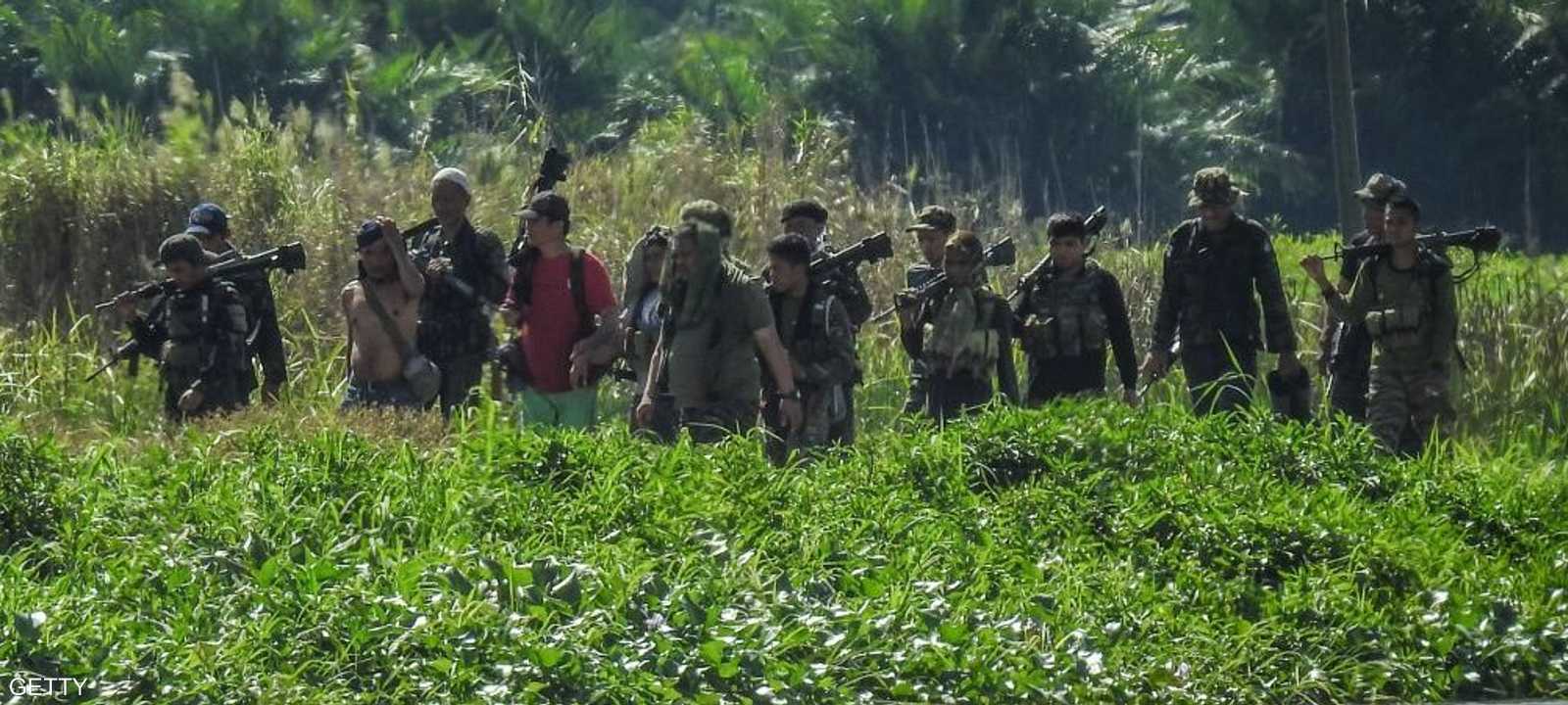 مسلحو داعش يتحصنون بالغابات الكثيفة جنوبي الفلبين.