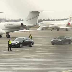 طائرة بوتفليقة في الطريق للجزائر