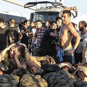 أحد مشاهد محاولة الانقلاب