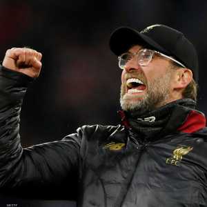 الفرحة على محيا مدرب ليفربول