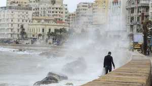 مصر.. فتح ميناءين وإغلاق أخرى بسبب الطقس السيئ