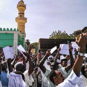 مظاهرات بالسودان رغم تسلم الحكومة الجديدة مهامها