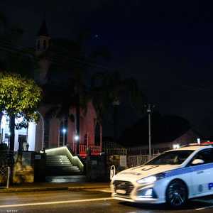 نيوزيلندا شددت الإجراءات الأمنية أمام المساجد