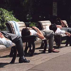 للقيلولة فوائد صحية كثيرة