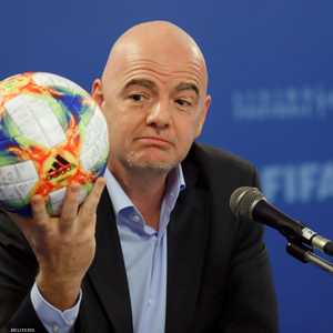 إنفانتينو تحدث عن إقامة كأس عالم من 48 فريقا في قطر في 2022