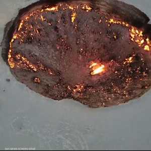 "درون" تصور فوهة مشتعلة منذ 40 عاما