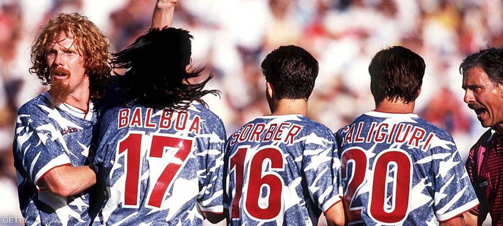 ظهر المنتخب الأميركي ببطولة 1994 بزي يحمل نجوما