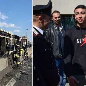 رامي شحاتة بين عناصر الشرطة الإيطالية