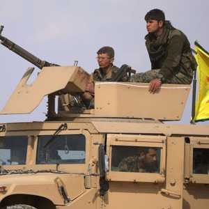 عناصر من قوات سوريا الديمقراطية
