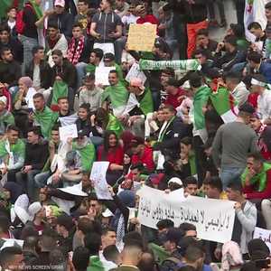 حزب التجمع الديمقراطي يدعو بوتفليقة للاستقالة