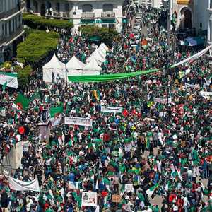 أكثر من مليون احتشدوا في العاصمة الجزائر