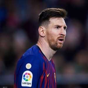 ميسي يختار أفضل النجوم في ملاعب الكرة