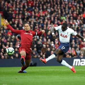 لحظة إصابة كاحل فان دايك