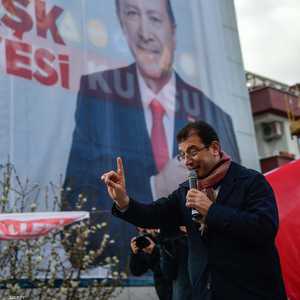 إمام أوغلو مخاطبا الحشود