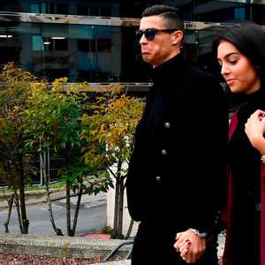 رونالدو قدم استثماره الجديدة هدية لصديقته