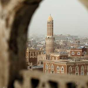 الحوثيون يشرعنون سلبهم أموال الشعب اليمني بمختلف الوسائل