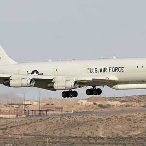 نظام جاي ستارز المجوقل مؤلف من بوينغ 707 وبطاقم من 21 شخصا