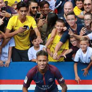 يأمل نيمار في العودة سريعا للملاعب للمشاركة بكأس فرنسا