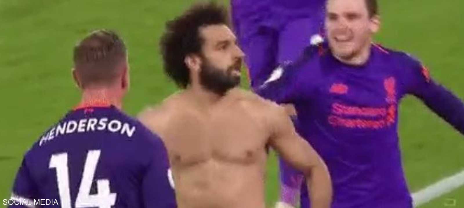 احتفال صلاح بالهدف الثاني لليفربول