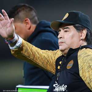 مارادونا يعتزم الرحيل عن فريقه المكسيكي