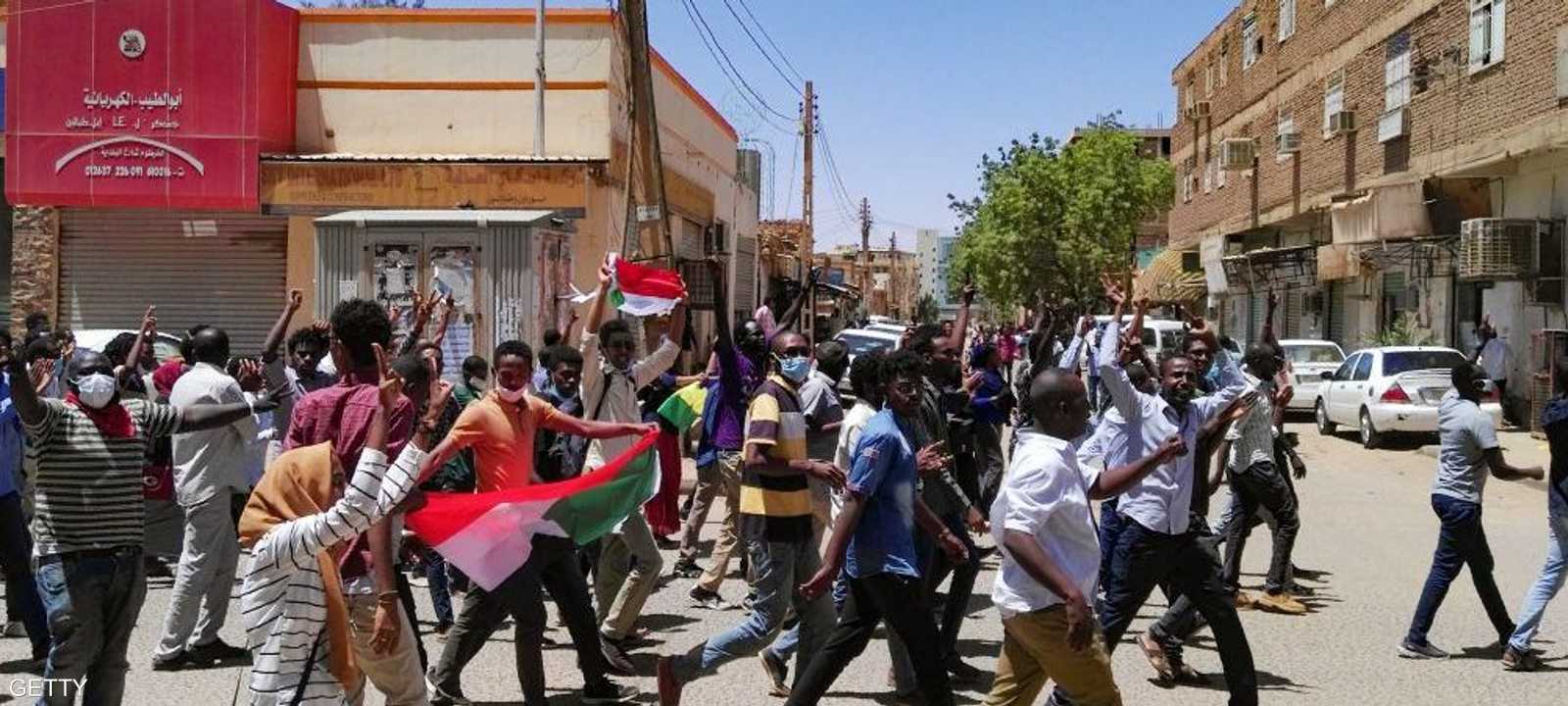 الرئيس السوداني أعلن حالة الطوارئ