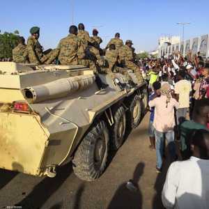 السودان.. اشتباكات أمام مقر القيادة العامة للجيش