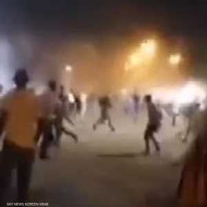 لحظة إطلاق النار والغاز على اعتصام وزارة الدفاع السودانية