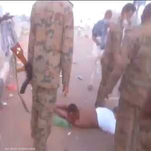 القبض على "قناص" أمام مقر "الدفاع" بالخرطوم