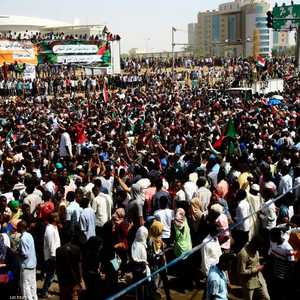 واشنطن طالبت بقيادة مدنية في المرحلة الانتقالية