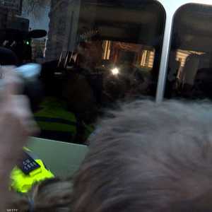 أسانغ أثناء اعتقاله في لندن