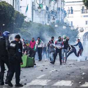 اندلاع العنف عقب هدوء في الجزائر