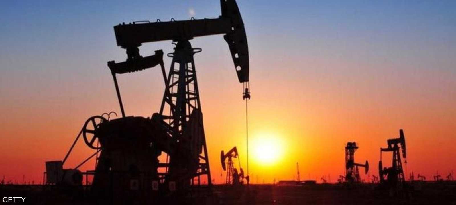 هبوط أسعار النفط نتيجة قلق حول مستقبل الإمدادات