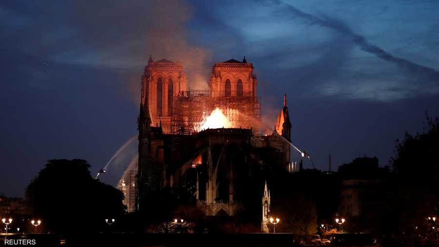 وأصبحت الكاتدرائية أثرا بعد عين، فيما ستبقى أطلالها شاهدة على أسوأ حريق في تاريخ المعمار الأثري الفرنسي.
