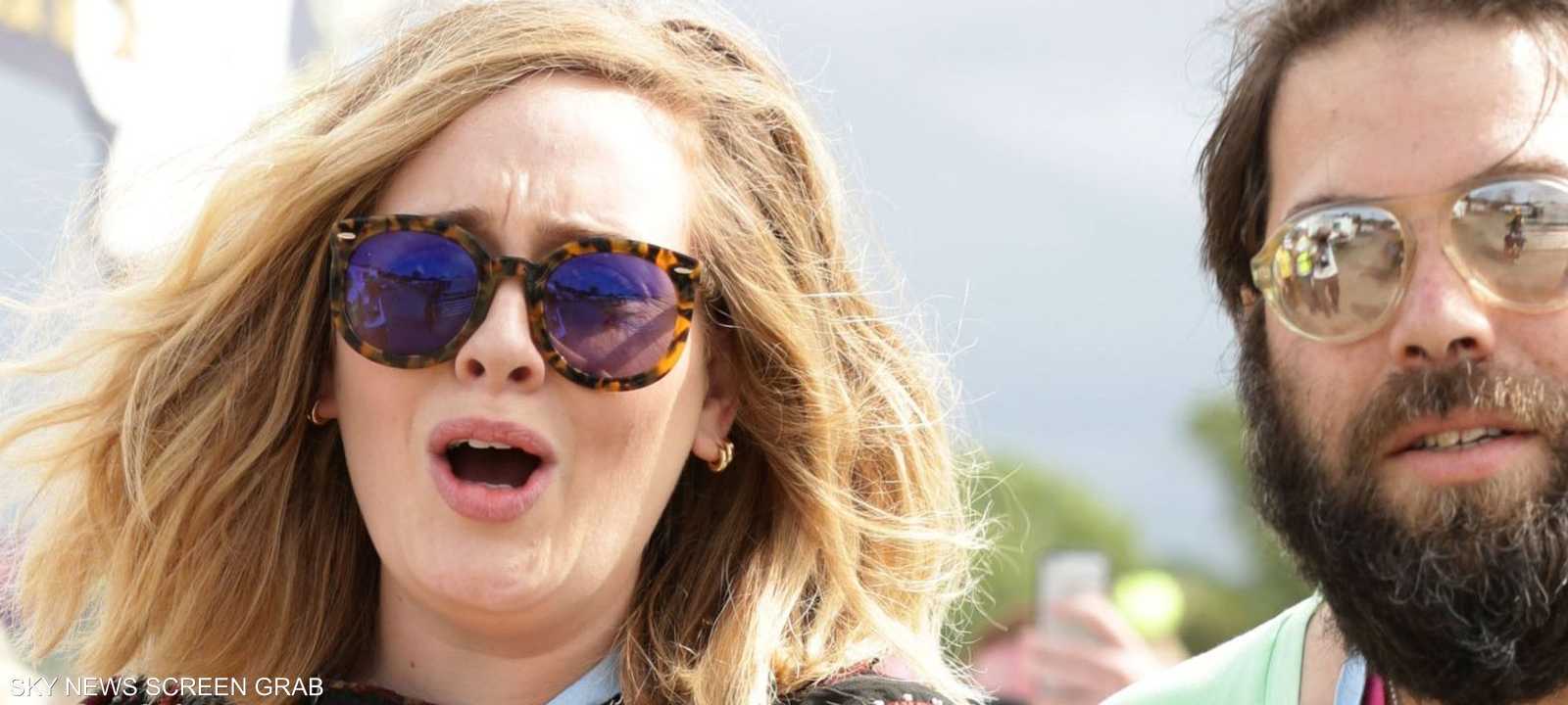 أديل وكونيكي تزوجا عام 2016