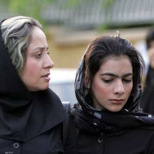 القوانين الإيرانية تجبر النساء على ارتداء الحجاب