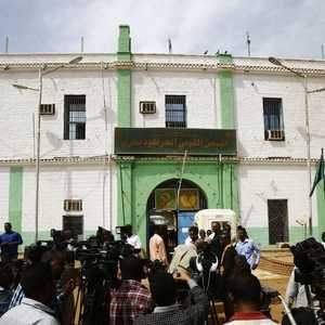 سجن كوبر يعد الأكبر والأكثر تحصينا في السودان.