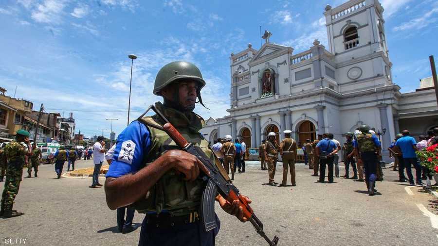 فرضت السلطات حظر تجوال ونفذت الشرطة عمليات تفتيش في ضواحي العاصمة، حيث وقعت الهجمات.