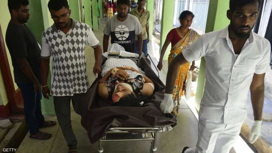 أكثر من 200 شخص أصيبوا في التفجيرات الإرهابية بسريلانكا.