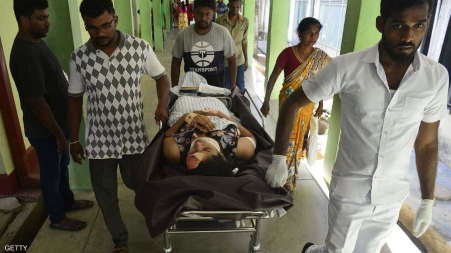 أكثر من 200 شخص أصيبوا في التفجيرات الإرهابية بسريلانكا.
