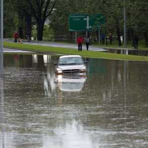 ذوبان الثلوج تسبب في فيضانات شرق كندا