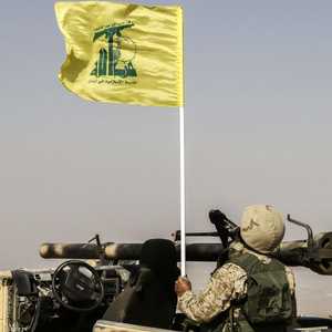 عنصر من ميليشيات حزب الله الإرهابية