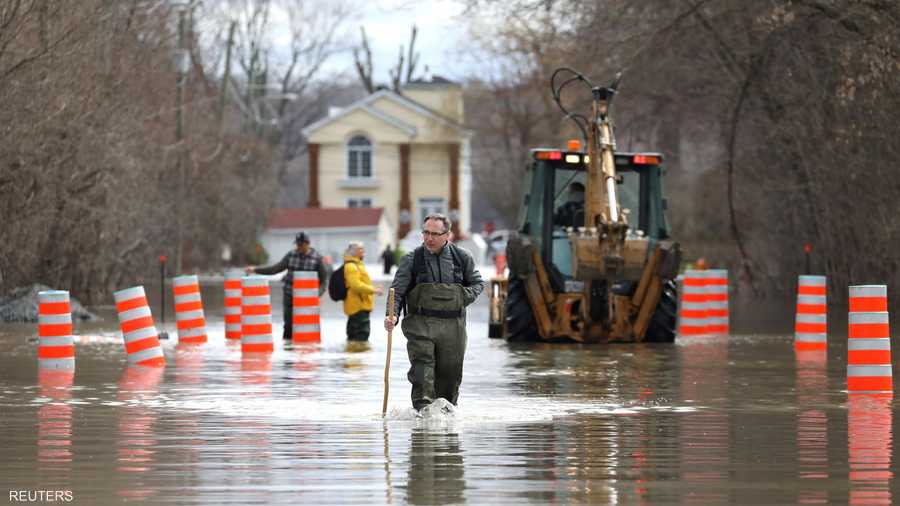 تمّ نشر حوالي 300 جندي في نوفو-برونسويك في شرق كيبيك، حيث أدّت الفيضانات إلى إغلاق قسم من طريق سريع رئيسي.