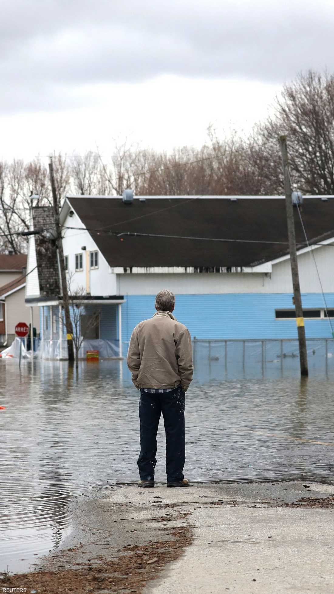 أعلنت أوتاوا الكندية حالة الطوارئ بشكل احترازي، خوفا من وصول الفيضانات إلى بعض منازل المدينة، خاصة مع توقع تساقط أمطار غزيرة.