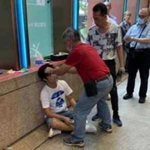 الرجل تعرض للضرب على مدخل السينما بعد خروجه منها