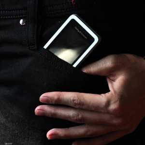 الهواتف تؤثر على خصوبة الرجال