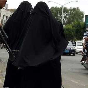 تتخذ مليشيات الحوثي اجراءات تعسفية ضد النساء