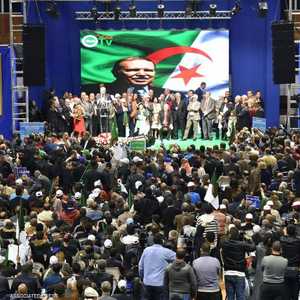 شهدت جبهة التحرير الجزائرية خلافات منذ إعلان ترشيح بوتفليقة