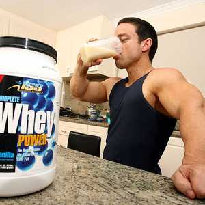 حذار من الإكثار في شرب مخفوق البروتين