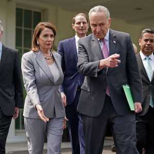 قادة الحزب الديمقراطي في الكونغرس بعد اجتماع سابق مع ترامب