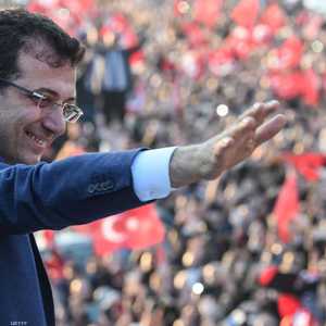 فاز في انتخابات إسطنبول مرشح المعارضة أكرم أوغلو